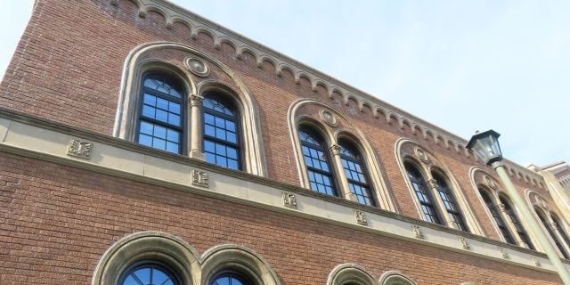 大学機関